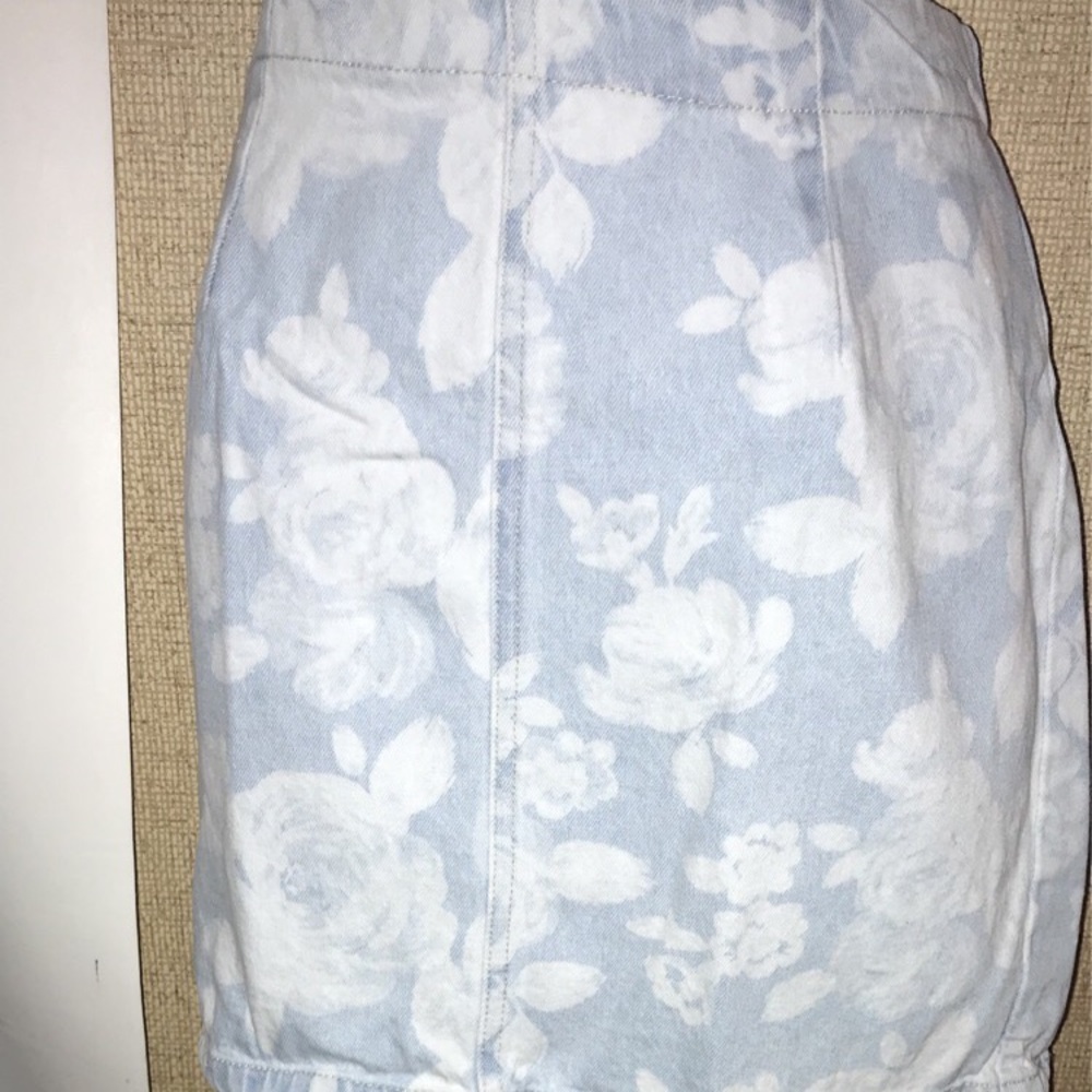 Womens Casual Denim Forever 21 Skirt Size M